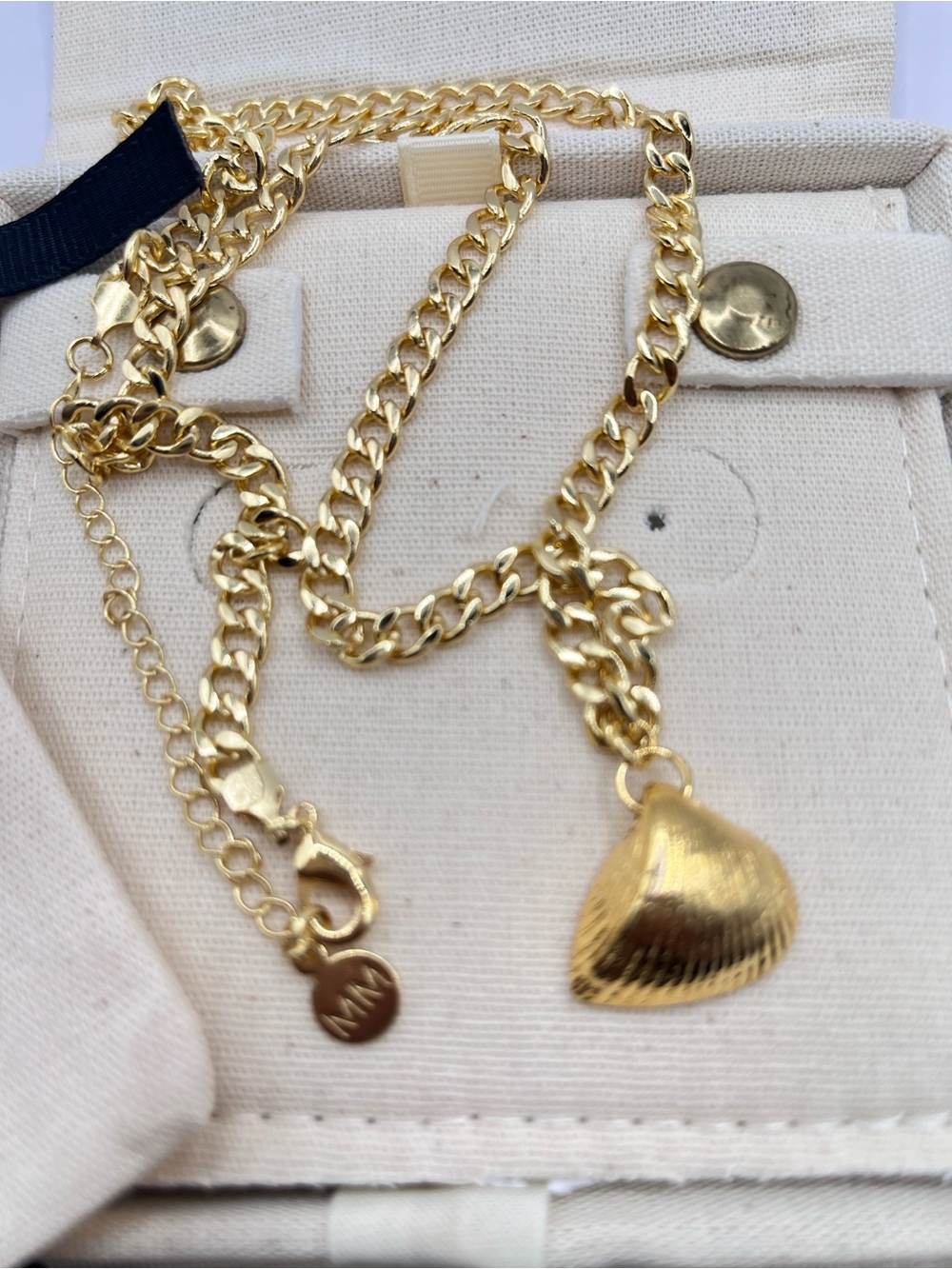 Mayamar New 24K Gold-plated Shell Pendant Chain Necklace - Picture 2 of 4